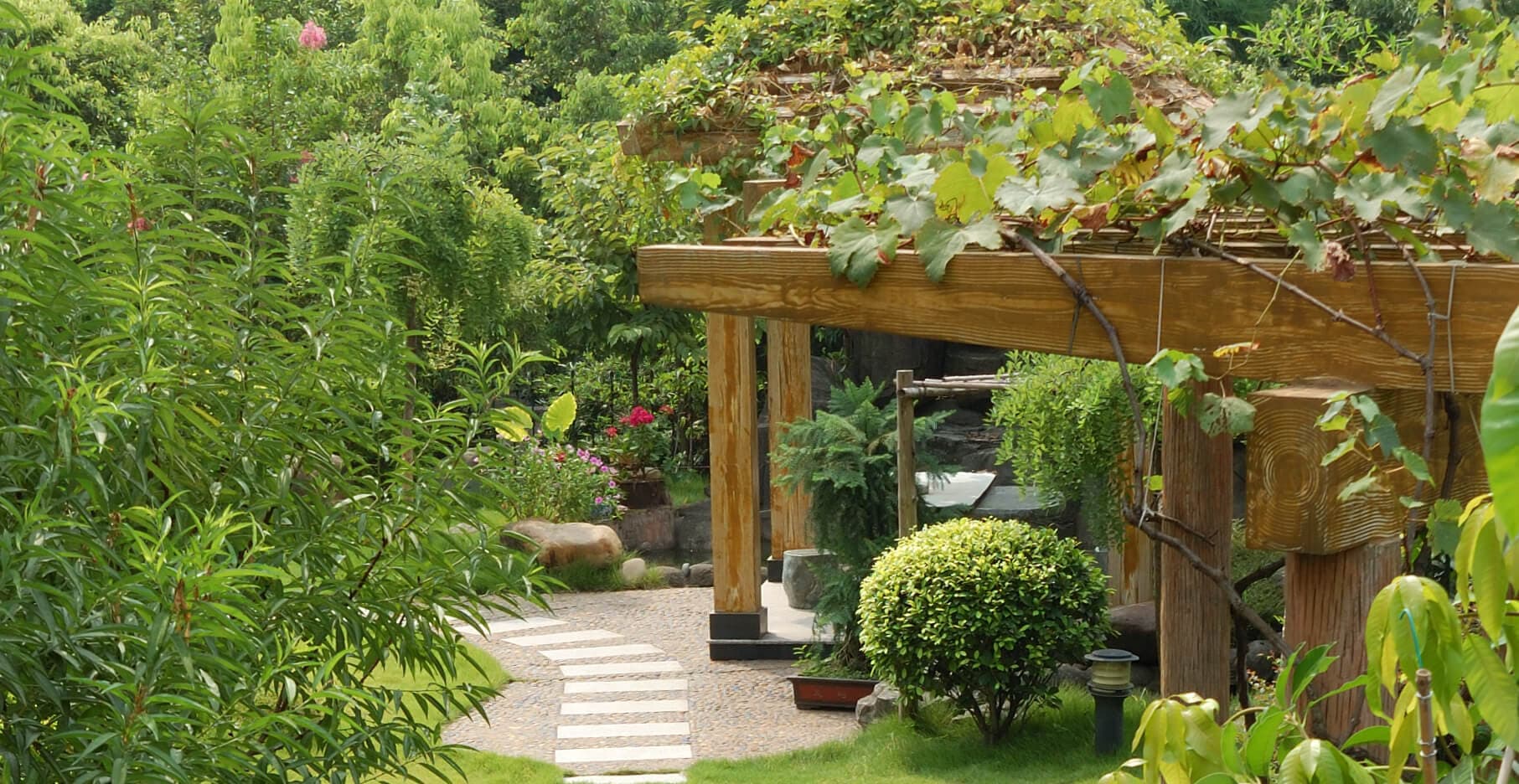 Diseño y mantenimiento de jardines, podas y desbroces en Culleredo